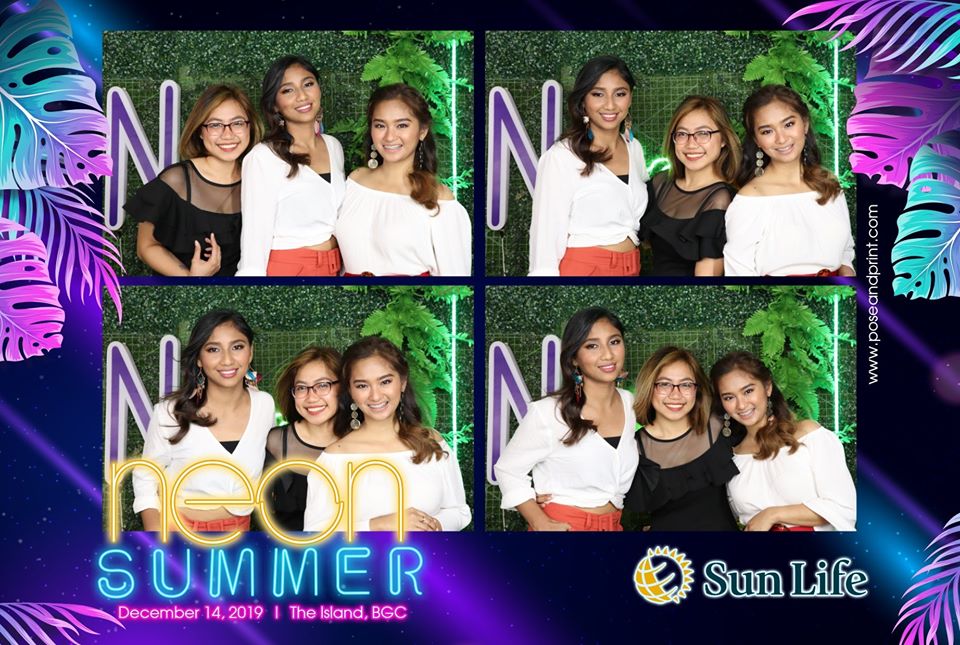 Sun Life Neon Summer – Booth 2