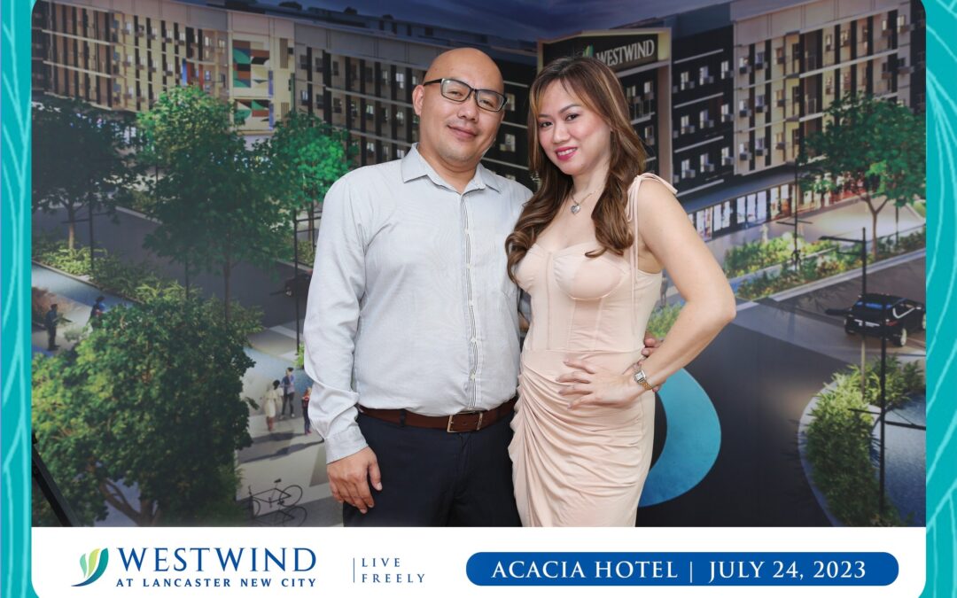 Westwind at Lancaster New City – Pose 360 Prints