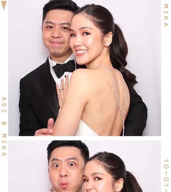 Adrian and Mika’s Wedding – Vintage Booth