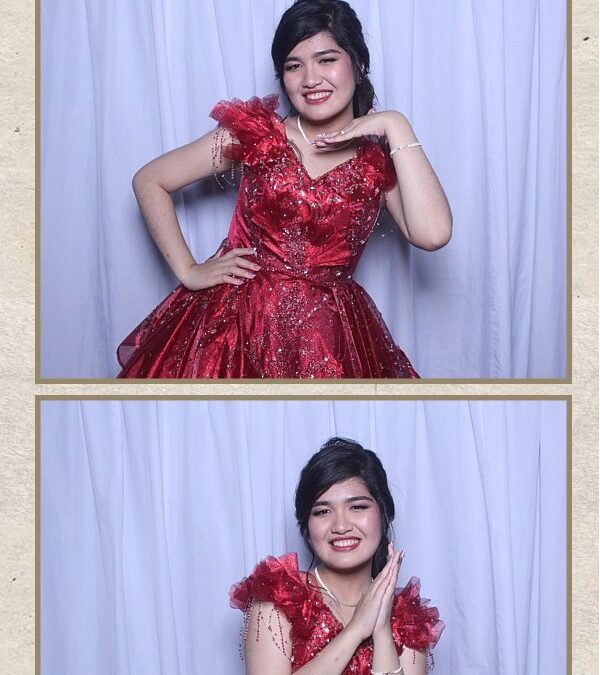 Crissel’s 18th Birthday – Mirror Booth